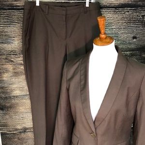 Ann Taylor Suit Blazer & Matching Pants Sz 6